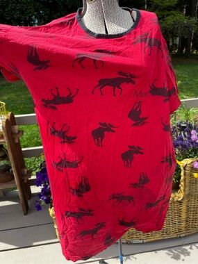 Red Montana Moose Print sleepshirt OS